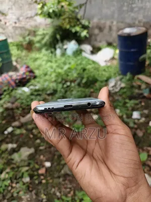 New Oppo F17 Pro 128 GB White