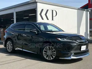 Toyota Harrier 2022 Black