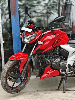TVS Apache 160 4V 2019 Red