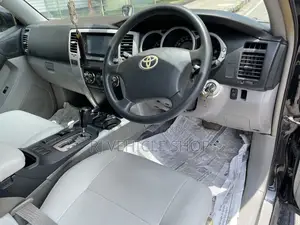 Toyota Hilux Surf 2.7 SSR 2009 Black