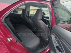 Toyota Yaris Cross 2021 Maroon