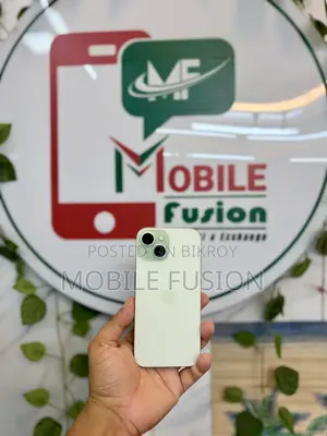Apple iPhone 15 128 GB Green