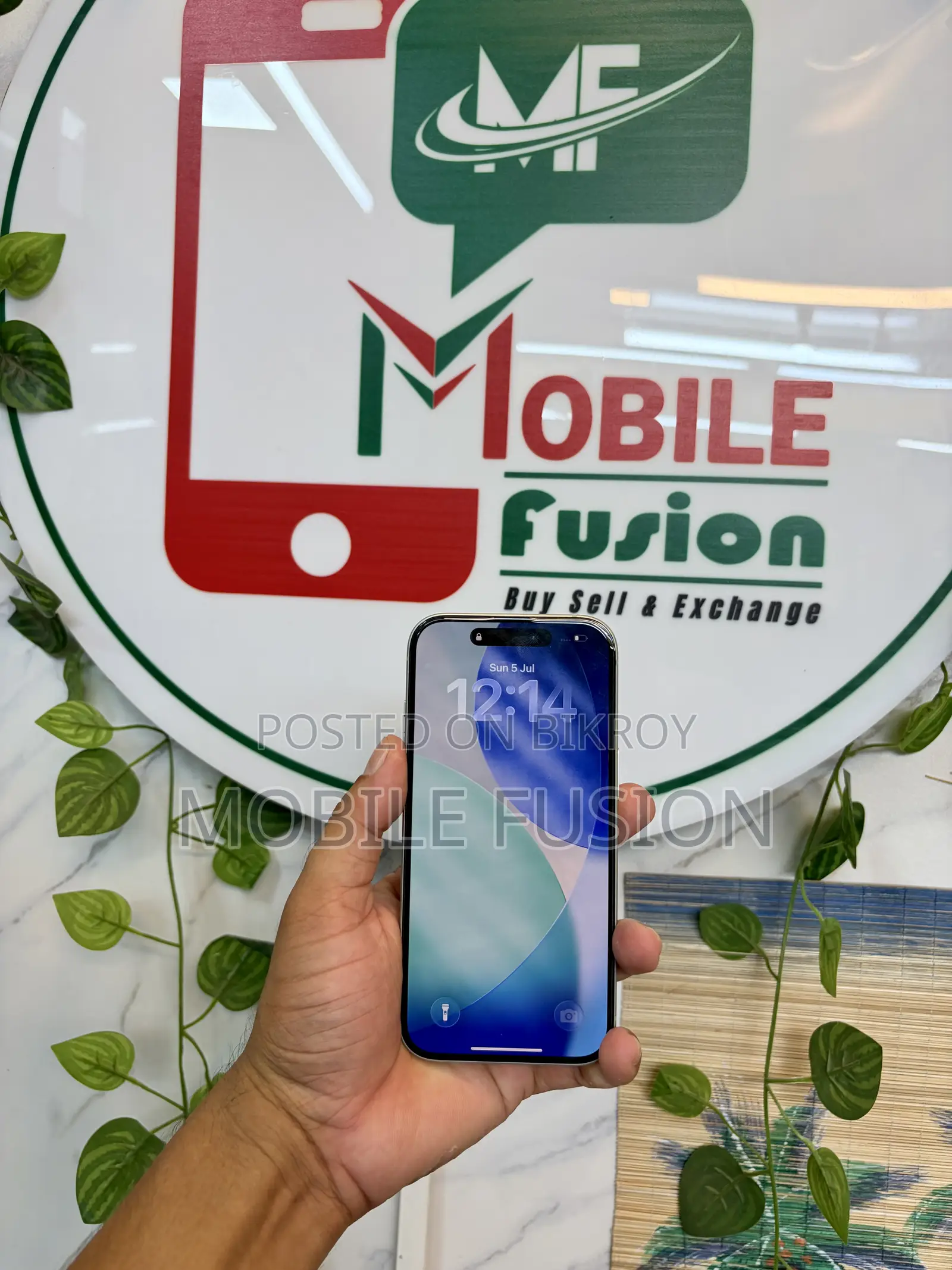 Apple iPhone 15 128 GB Green
