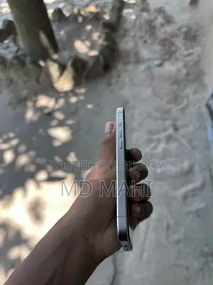 অ্যাপল আইফোন ১৫ প্রো ১২৮ জিবি