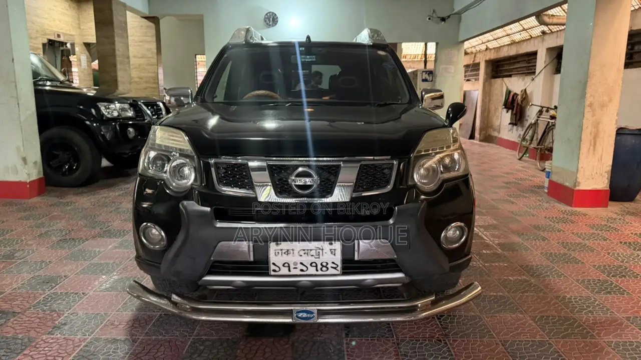 Nissan X-Trail 2.0 Petrol XE 2011 Black