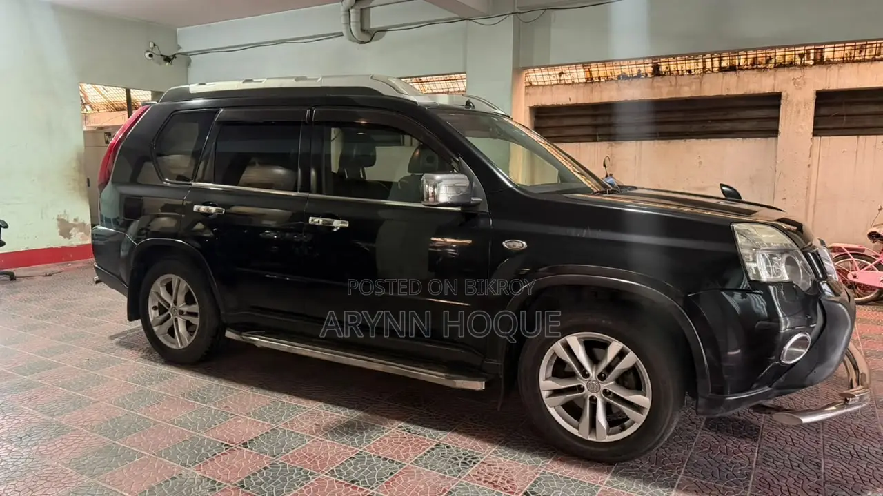 Nissan X-Trail 2.0 Petrol XE 2011 Black