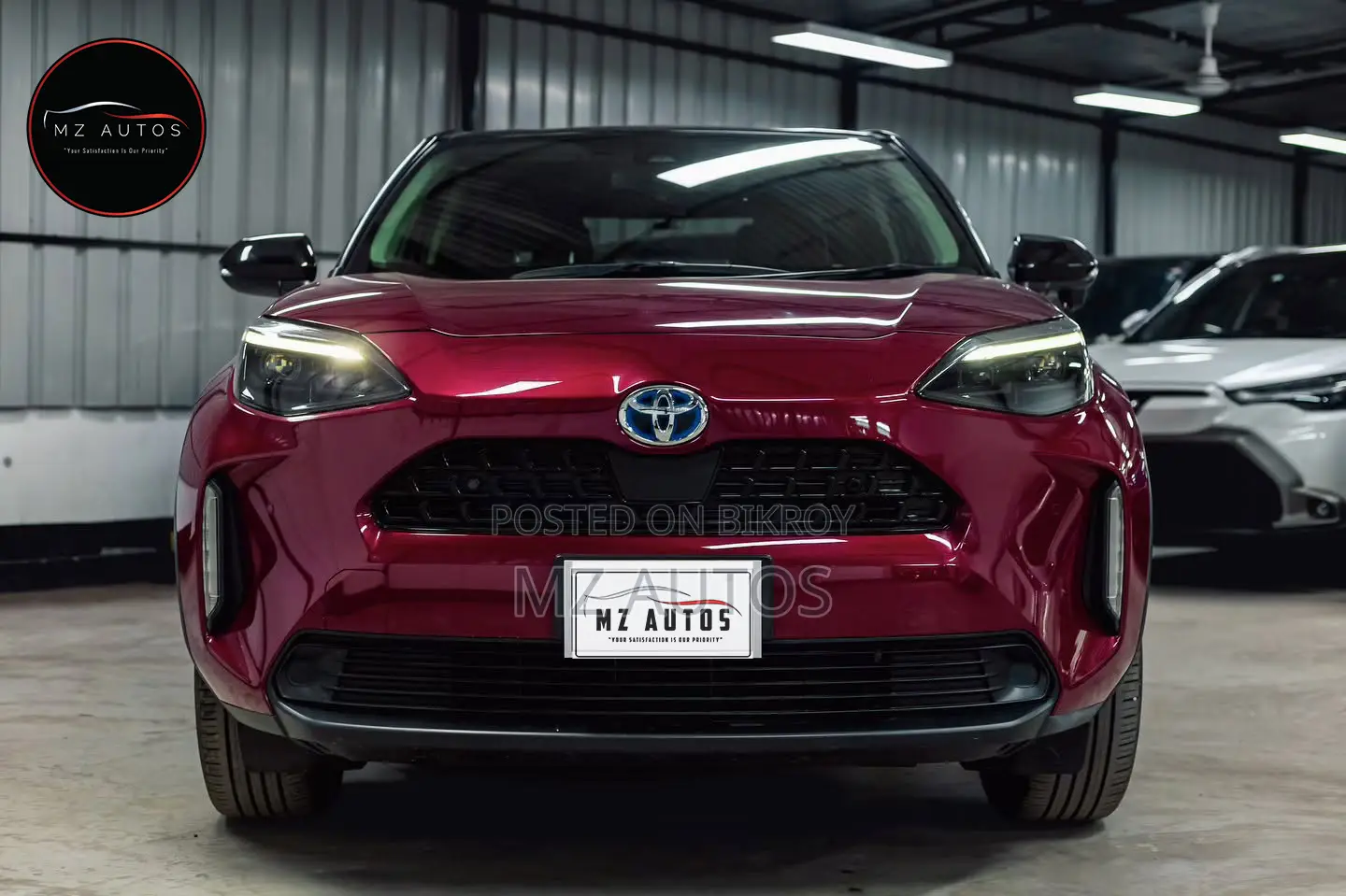 Toyota Yaris Cross 1.5 Hybrid AWD 2022 Red