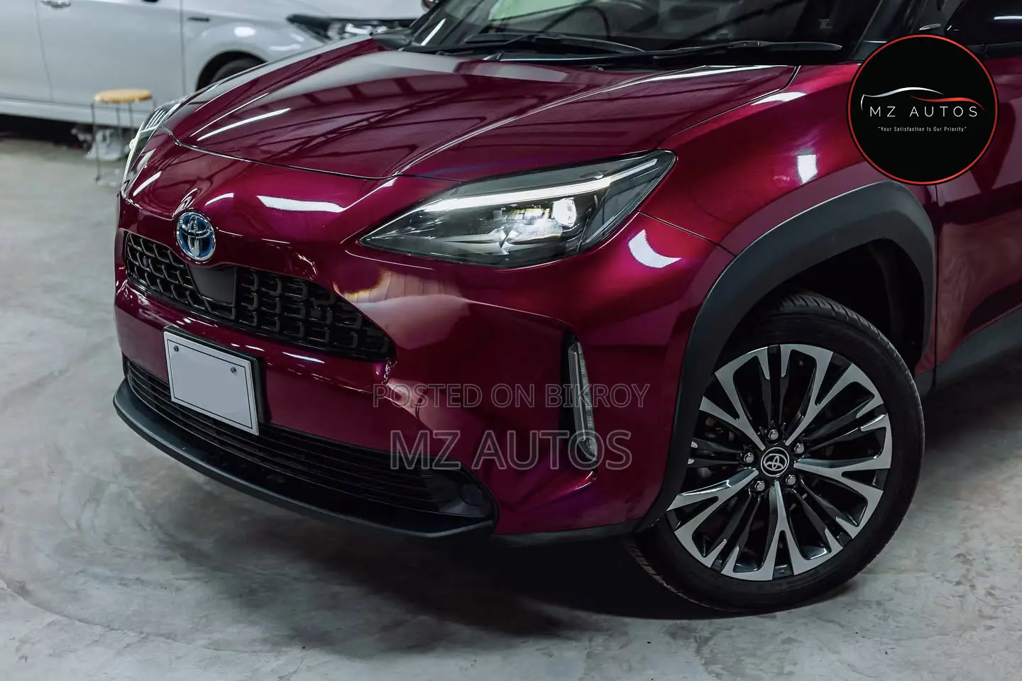 Toyota Yaris Cross 1.5 Hybrid AWD 2022 Red
