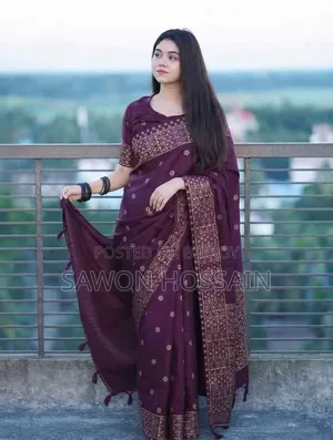 প্রিমিয়াম জাপানি সিল্ক শাড়ী
সাথে ম্যাচিং ব্লাউজ পিস✅🥰