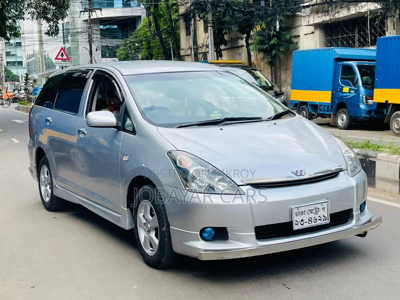 New Toyota Wish 2004 Silver
