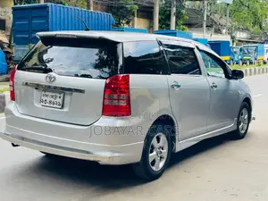 New Toyota Wish 2004 Silver