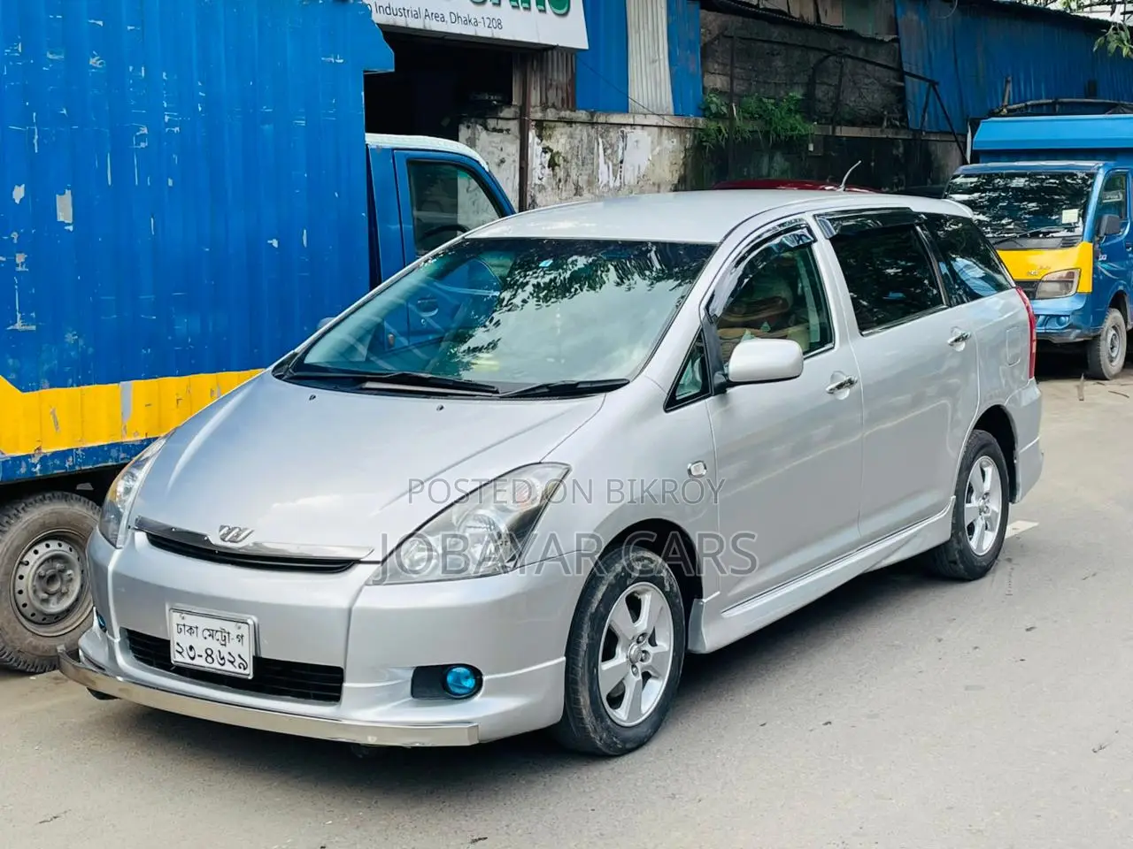 New Toyota Wish 2004 Silver