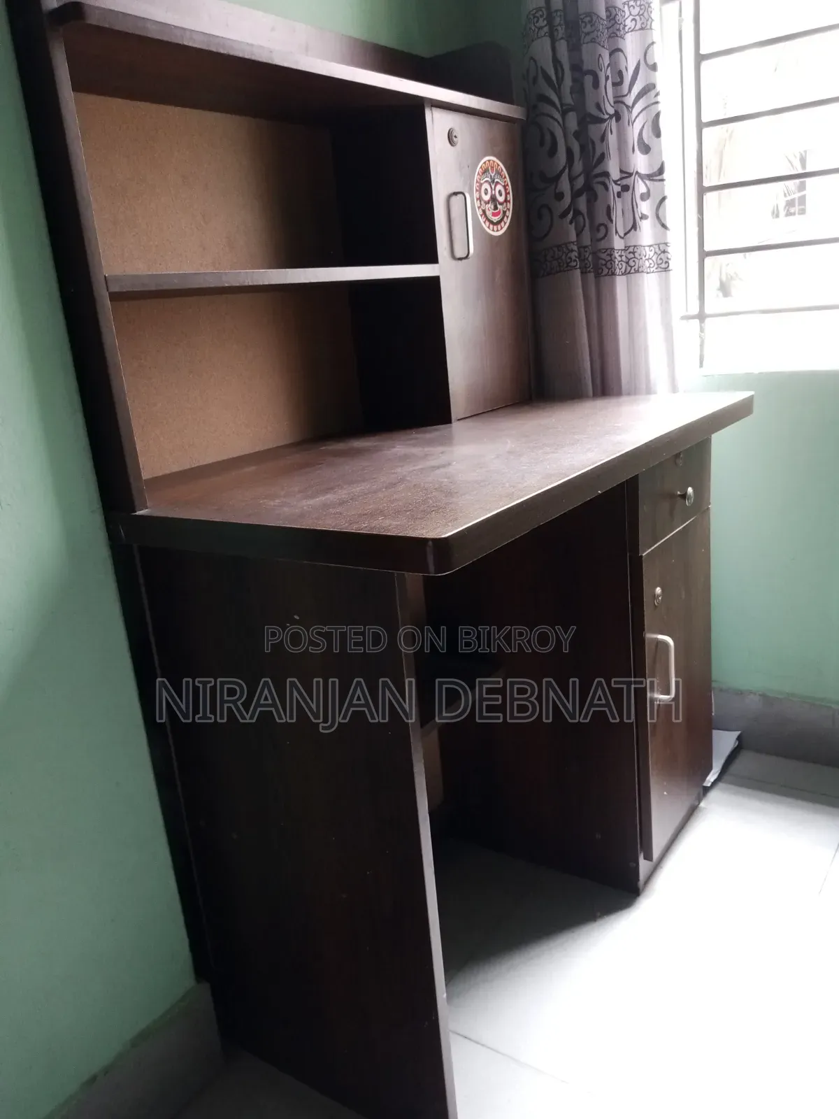 Reading Table