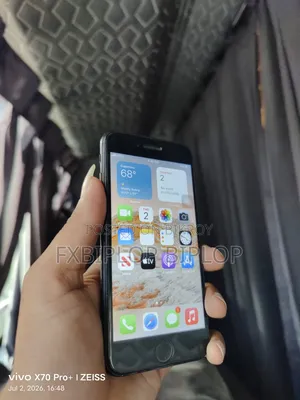 Apple iPhone 7 32 GB Black