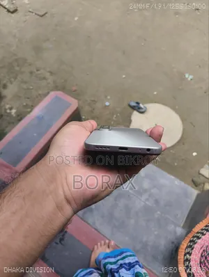 Infinix Hot 60i ১২৮ জিবি সাদা