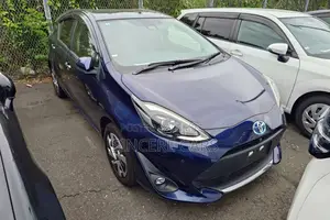 Toyota Aqua 2021 Blue