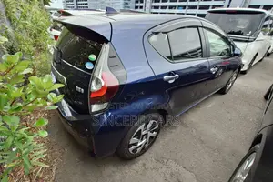 Toyota Aqua 2021 Blue