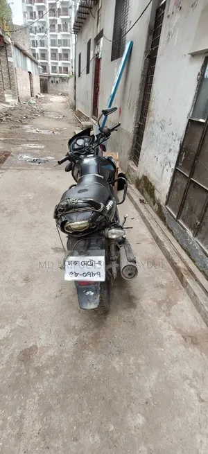 টিভিএস স্ট্রাইকার ১২৫ ২০১৮ নীল