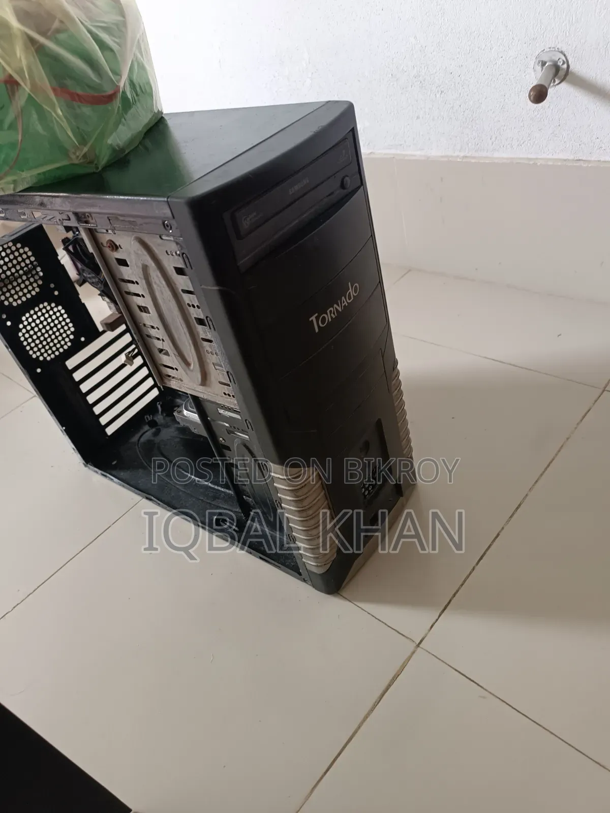 Desktop Computer HP 200 G4 2GB Intel Core i5 eMMC 500GB