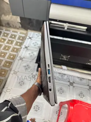 Laptop 8GB Intel Core i7 SSD 500GB