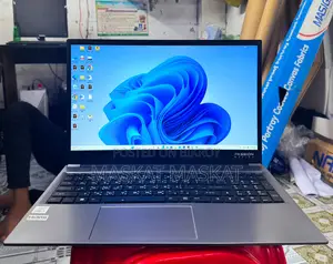 Laptop 8GB Intel Core i7 SSD 500GB