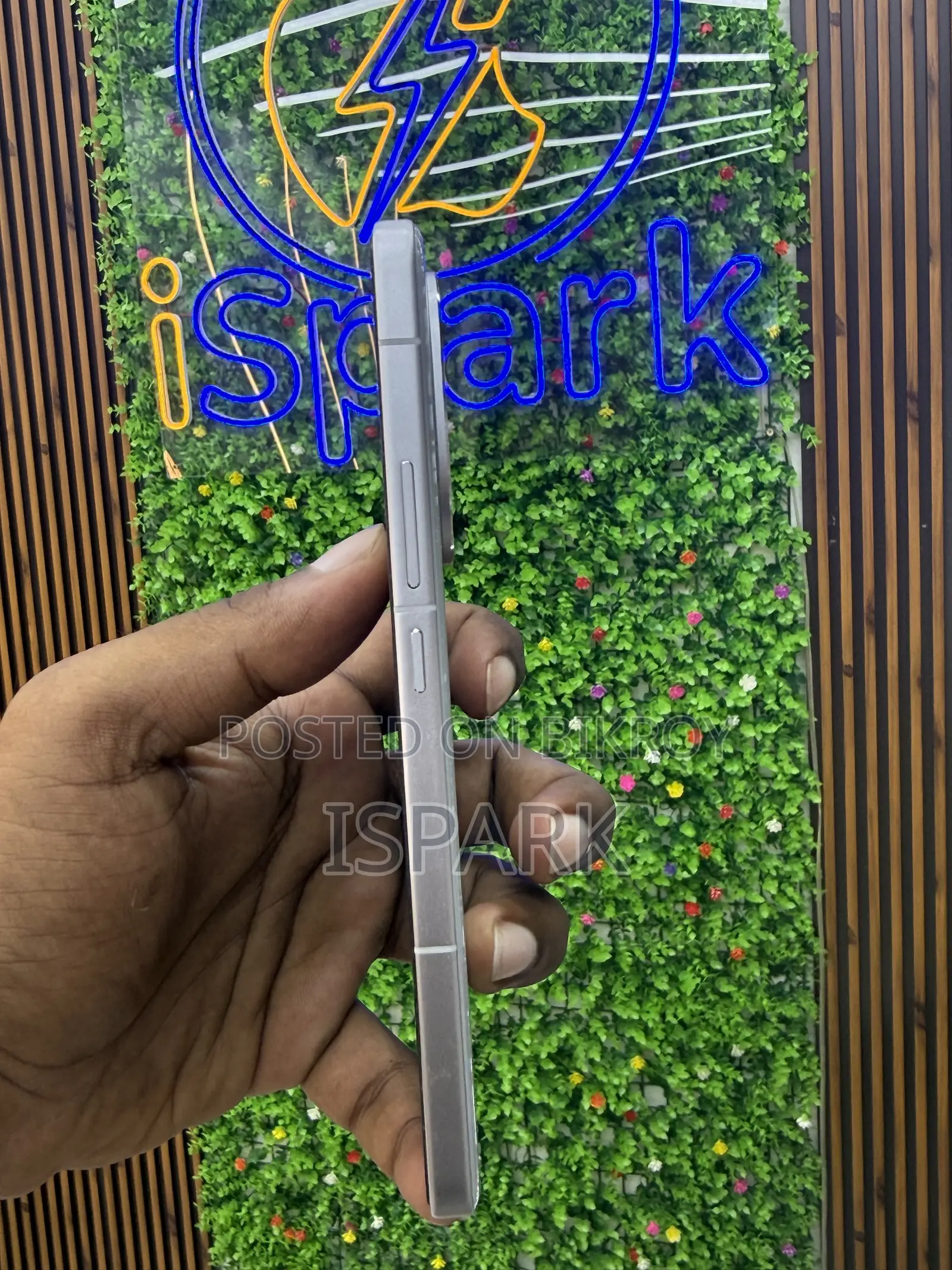 iQOO 13 256 GB Silver