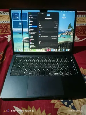 Laptop Apple MacBook Air 2022 M2 8GB Apple M2 SSD 256GB