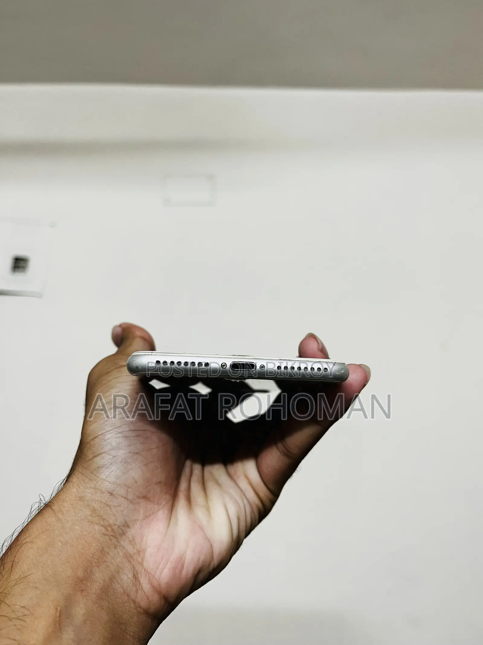 অ্যাপল আইফোন ৮ প্লাস ৬৪ জিবি হোয়াইট