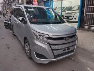 টয়োটা নোয়া ২০২১ সিলভার