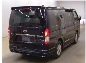 Toyota HiAce 2022 Black