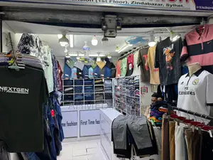 দোকান কোঠা বিক্রি হবে কাজী মেনশন 2 য় তলা