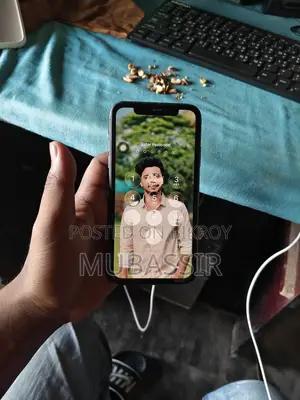 Apple iPhone 11 64 GB Black