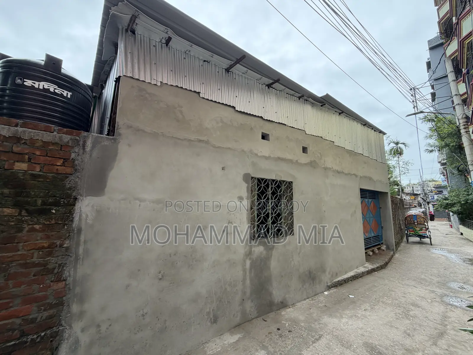 অল্প শব্দের কারখানা,গুদামঘর ভাড়াহবে