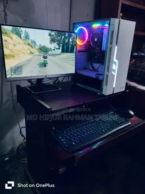 Desktop Computer MSI model 16GB AMD Ryzen 5 HDD+SSD 500GB