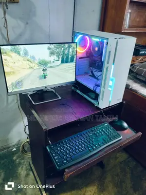 Desktop Computer MSI model 16GB AMD Ryzen 5 HDD+SSD 500GB