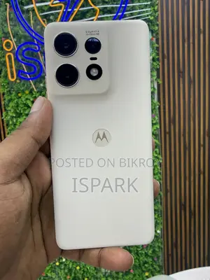 মটোরোলা এজ ৫০ প্রো ২৫৬ জিবি