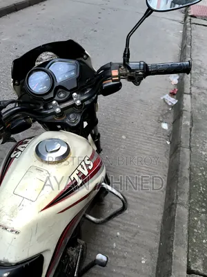 টিভিএস মেট্রো ২০১৬ সাদা
