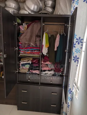 Almirah/Cabinet