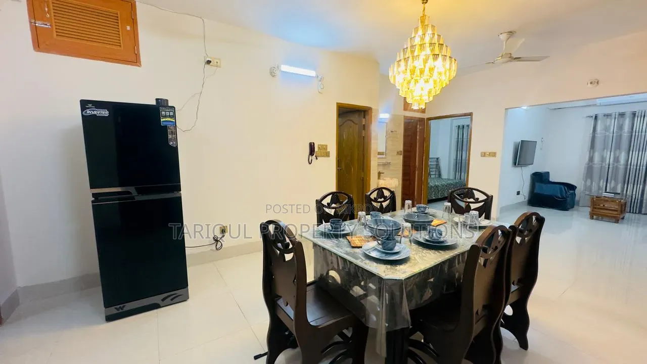 আফতাব নগরে ভাড়ার জন্য ৪ বেডরুমের ফার্নিশড অ্যাপার্টমেন্ট