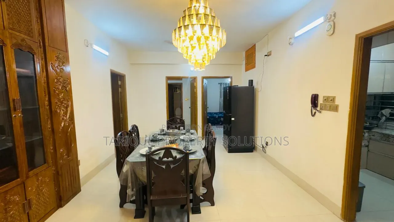 আফতাব নগরে ভাড়ার জন্য ৪ বেডরুমের ফার্নিশড অ্যাপার্টমেন্ট