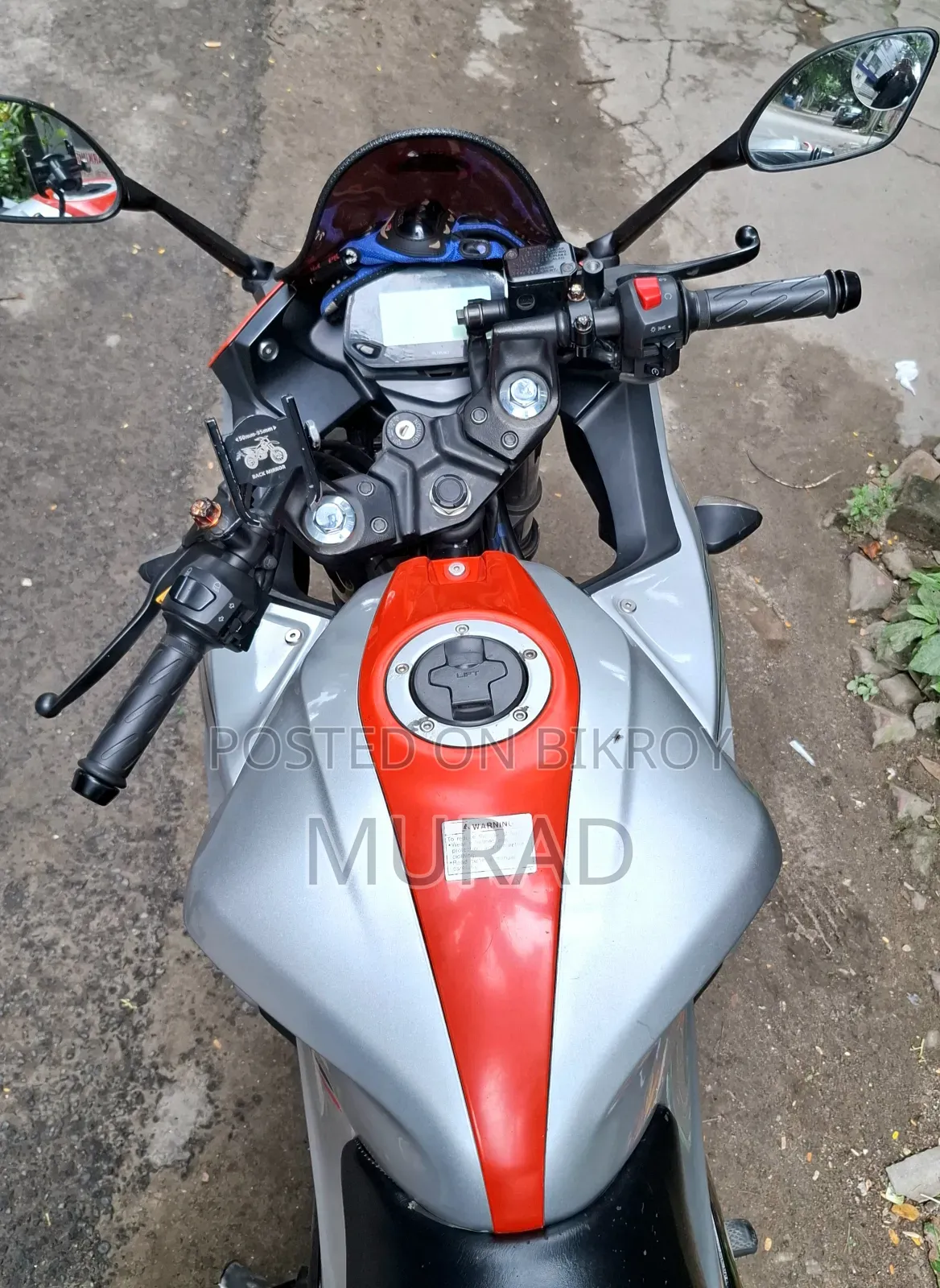Suzuki Gixxer SF FI 2023 Orange