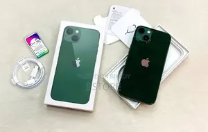 Apple iPhone 13 128 GB Green