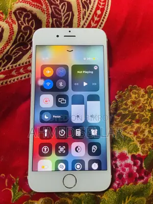 Apple iPhone 6s 16 GB Rose Gold
