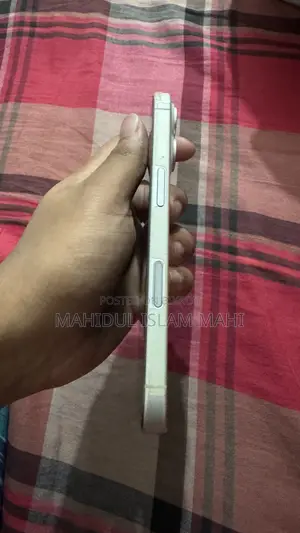 Apple iPhone 16 128 GB White