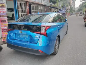 Toyota Prius 2020 Blue