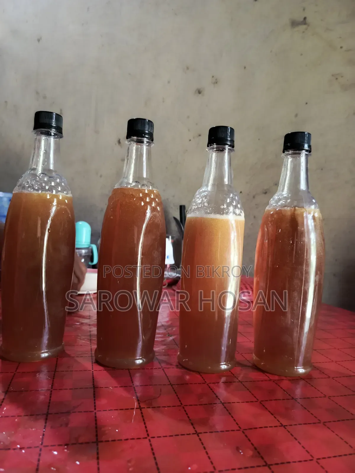 ১০০% খাঁটি অর্গানিক প্রকৃতিক চাকের মধু