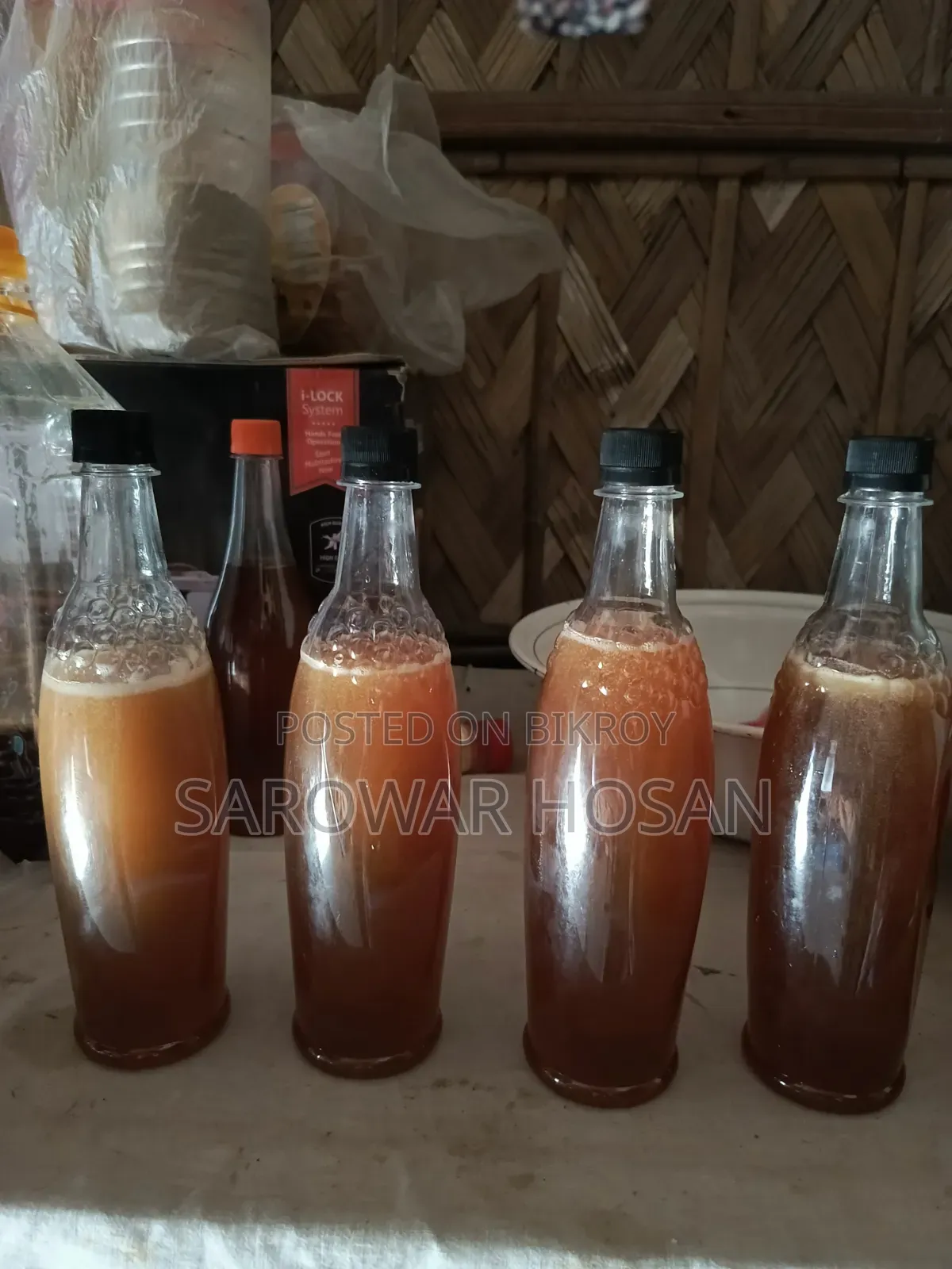 ১০০% খাঁটি অর্গানিক প্রকৃতিক চাকের মধু