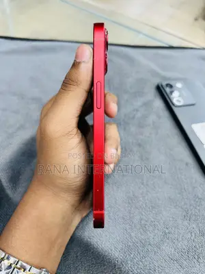 Apple iPhone 13 128 GB Red