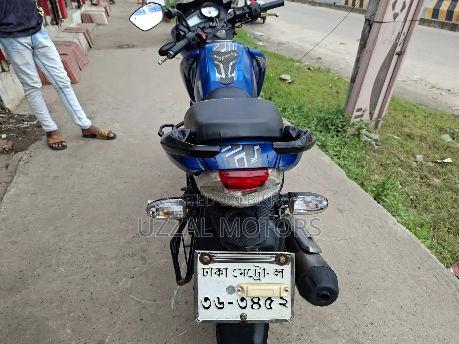 TVS Apache RTR 160 2V 2018 Blue