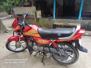 Hero HF Deluxe 2022 Orange